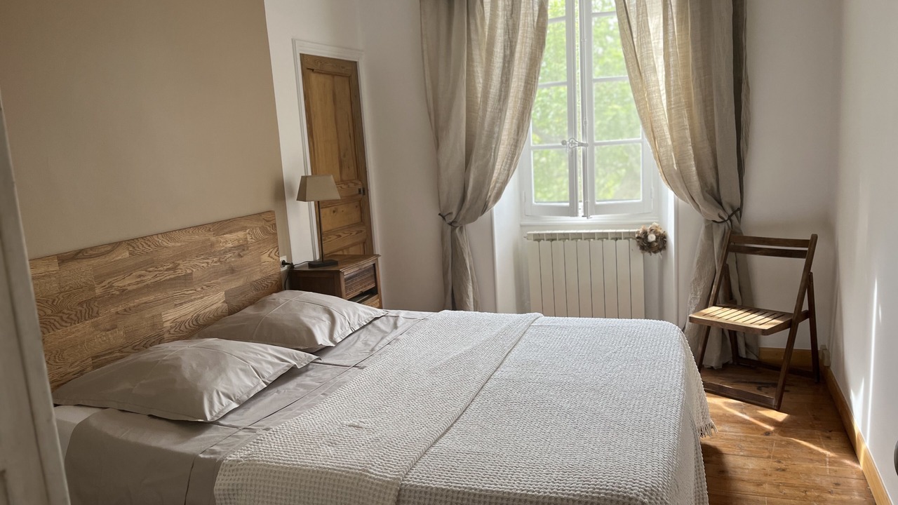 Photo of Bedroom in Beaumes-de-Venise