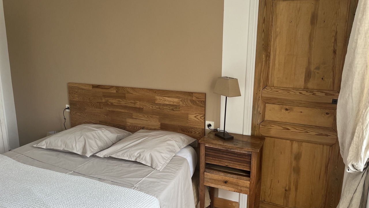 Photo of Bedroom in Beaumes-de-Venise