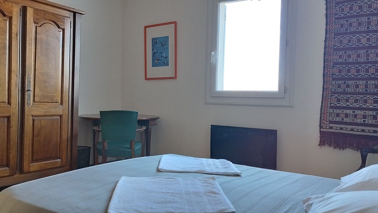 Photo of Bedroom in Saignon