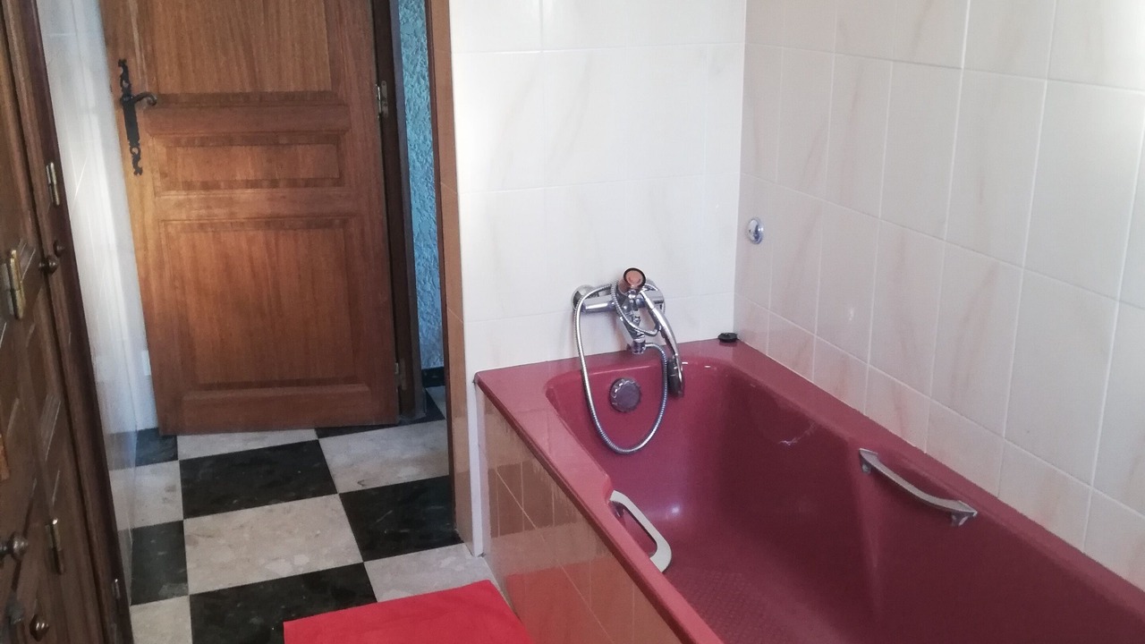 Photo of Bathroom in Saignon