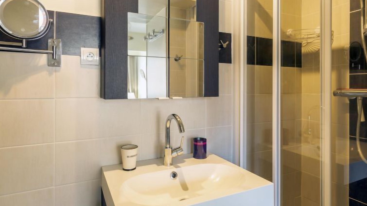 Photo of Bathroom in Le Lavandou