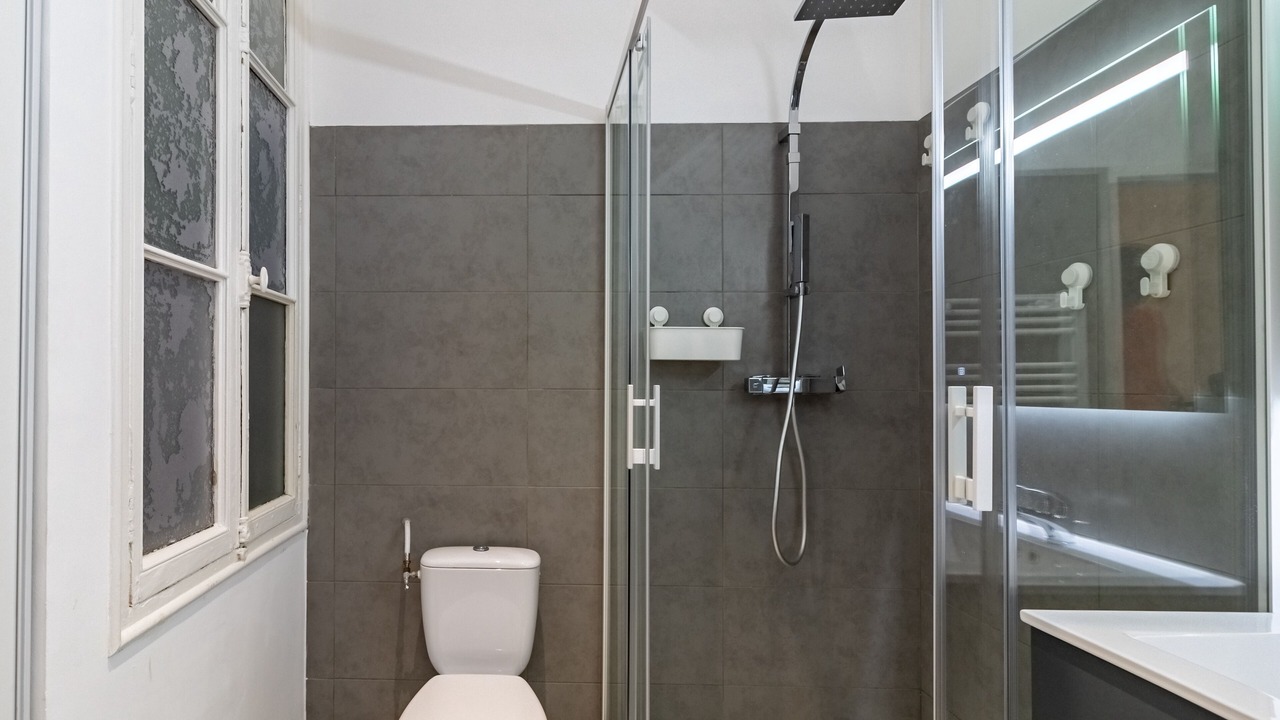 Photo of Bathroom in Noailles