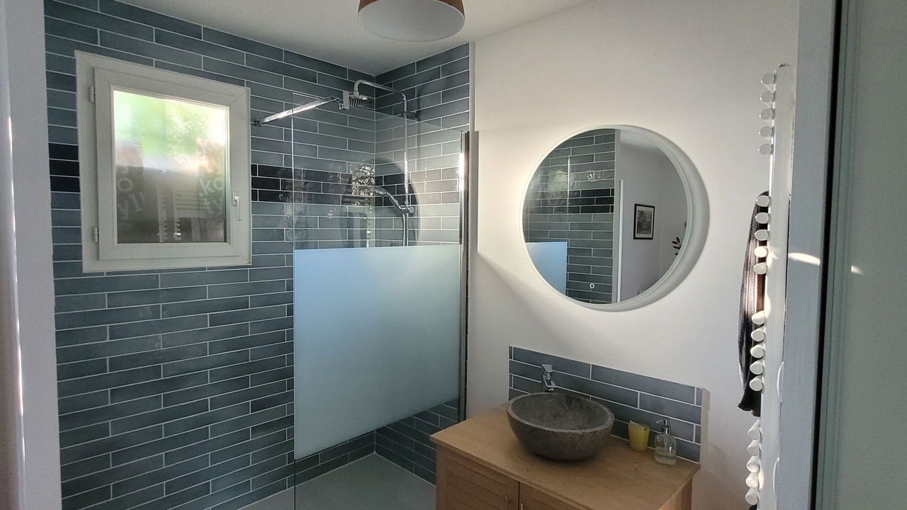 Photo of Bathroom in Les Accates