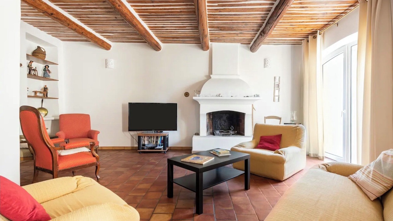Photo of Livingroom in Cadenet