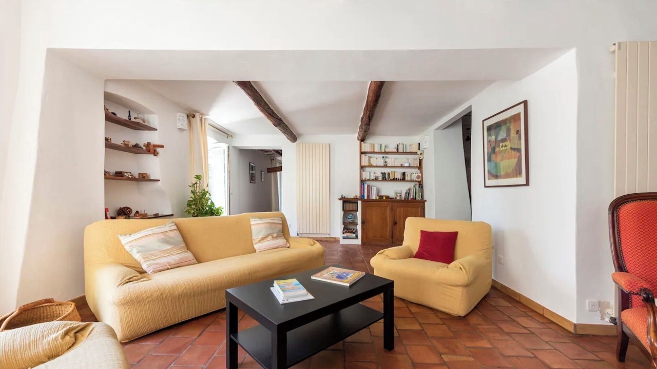 Photo of Livingroom in Cadenet