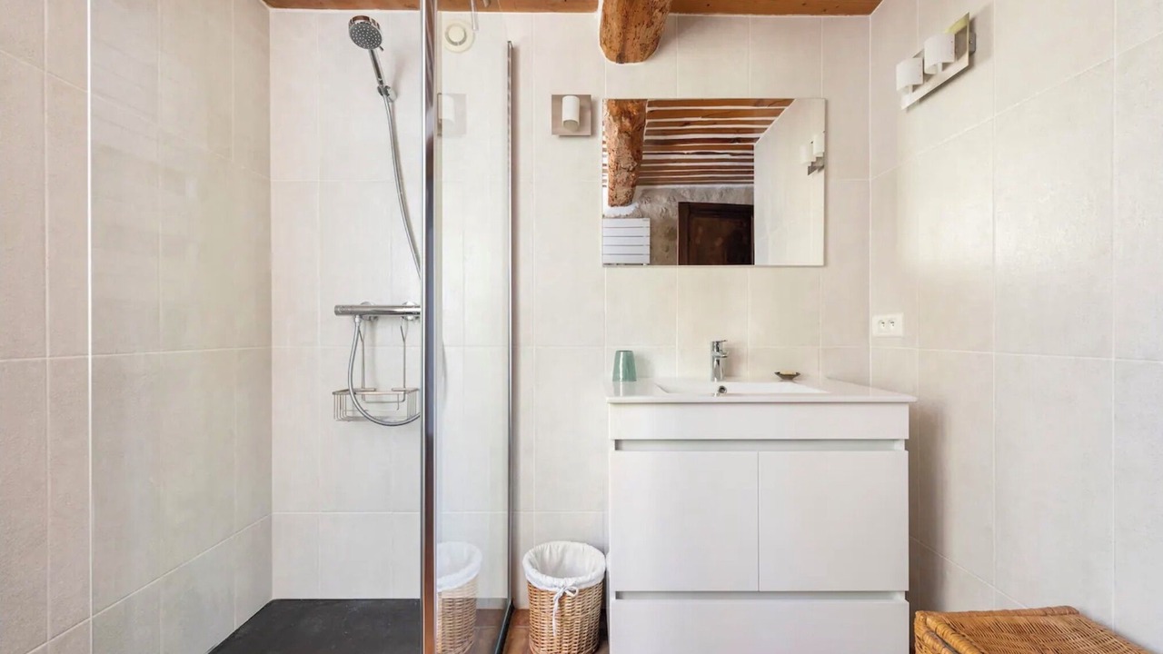 Photo of Bathroom in Cadenet