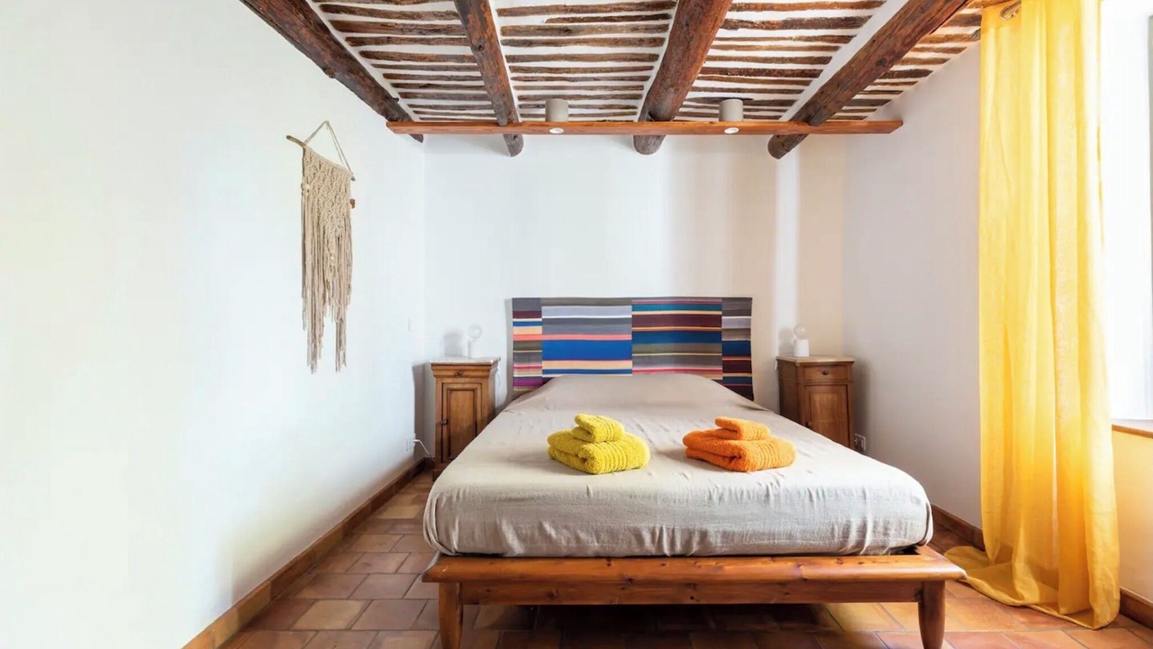 Photo of Bedroom in Cadenet