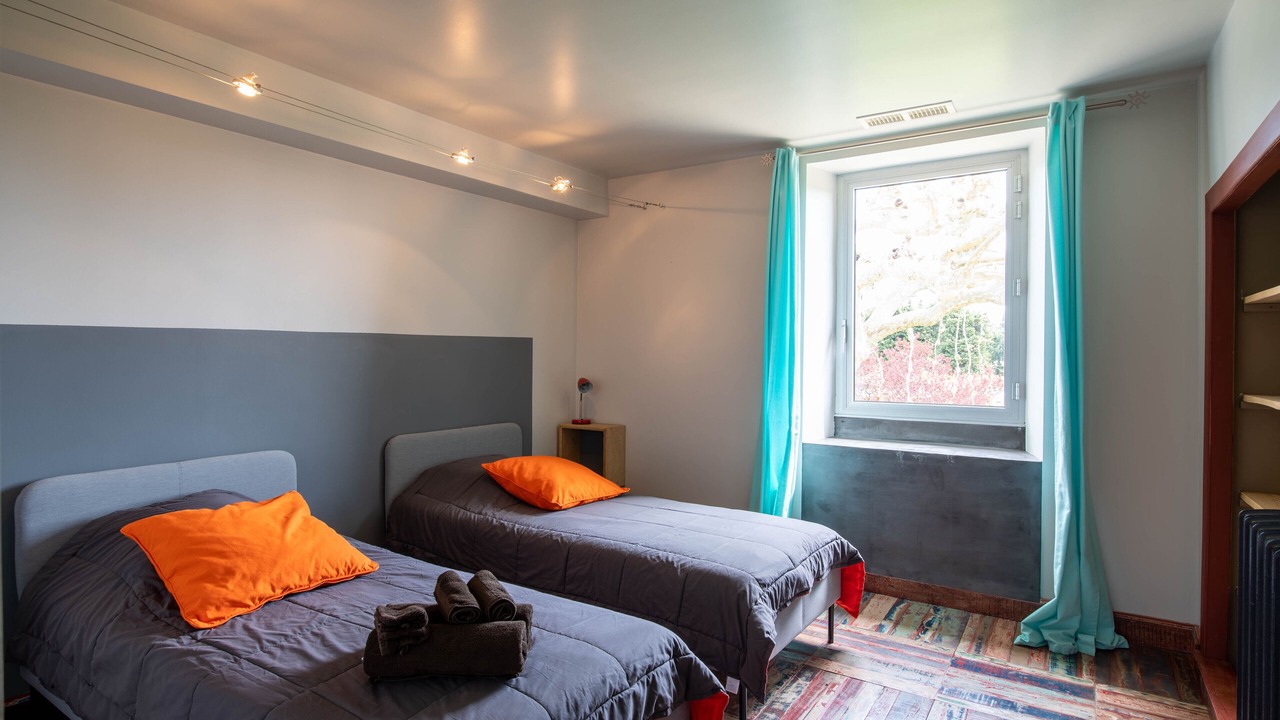 Photo of Bedroom in Noves