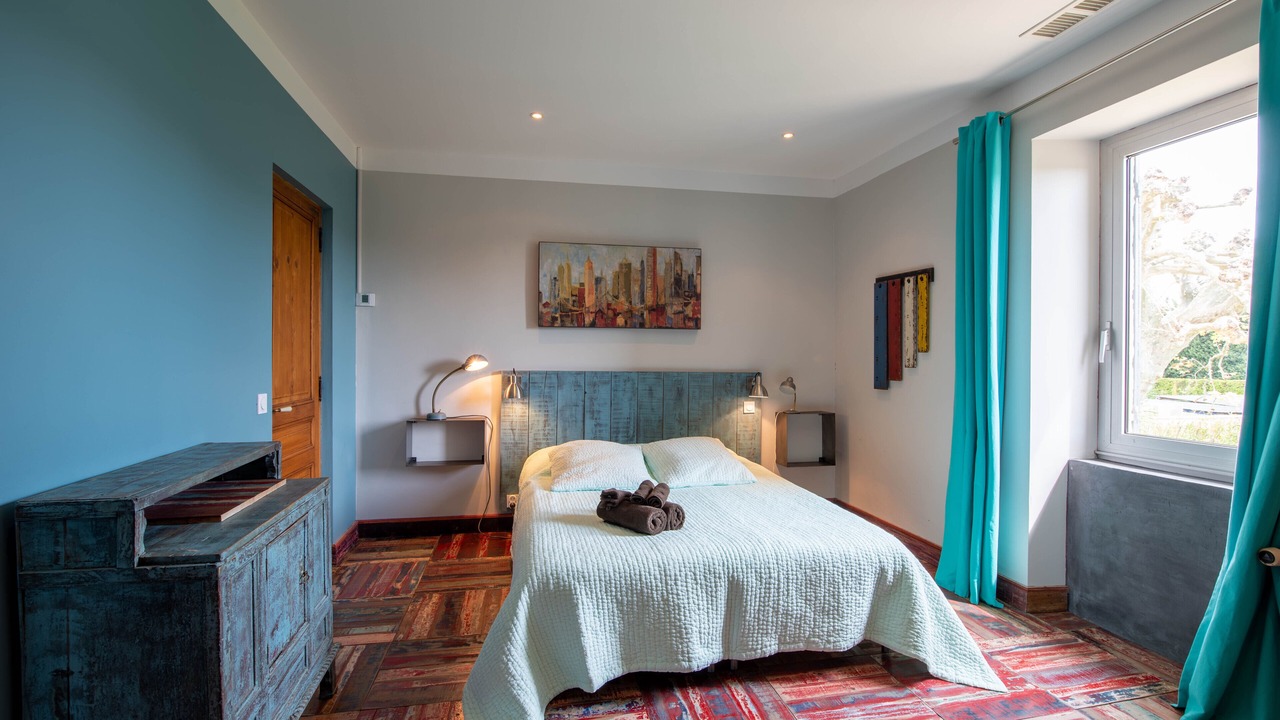 Photo of Bedroom in Noves