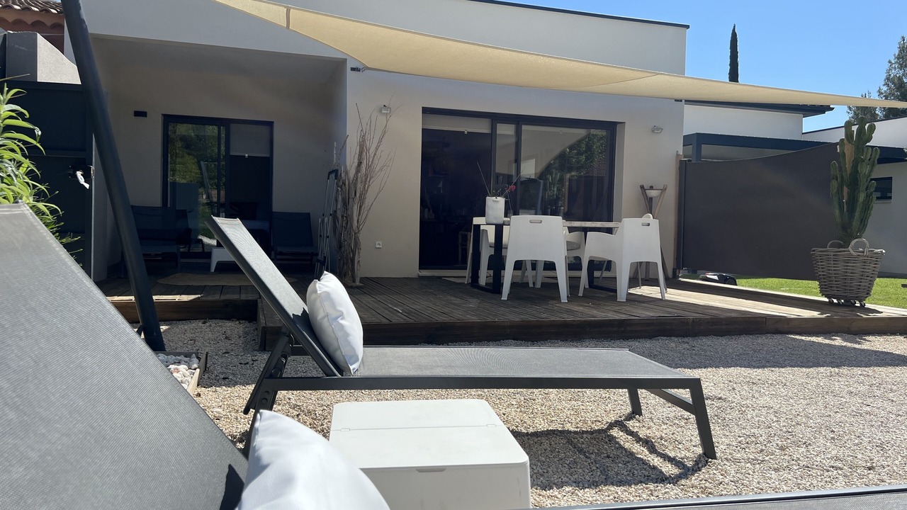 Photo of Outdoor in Molleges