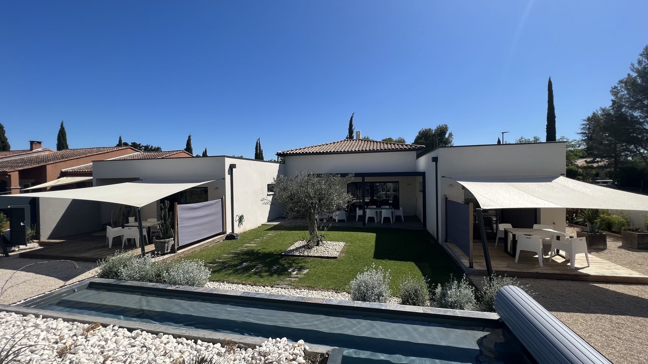 Photo of Outdoor in Molleges
