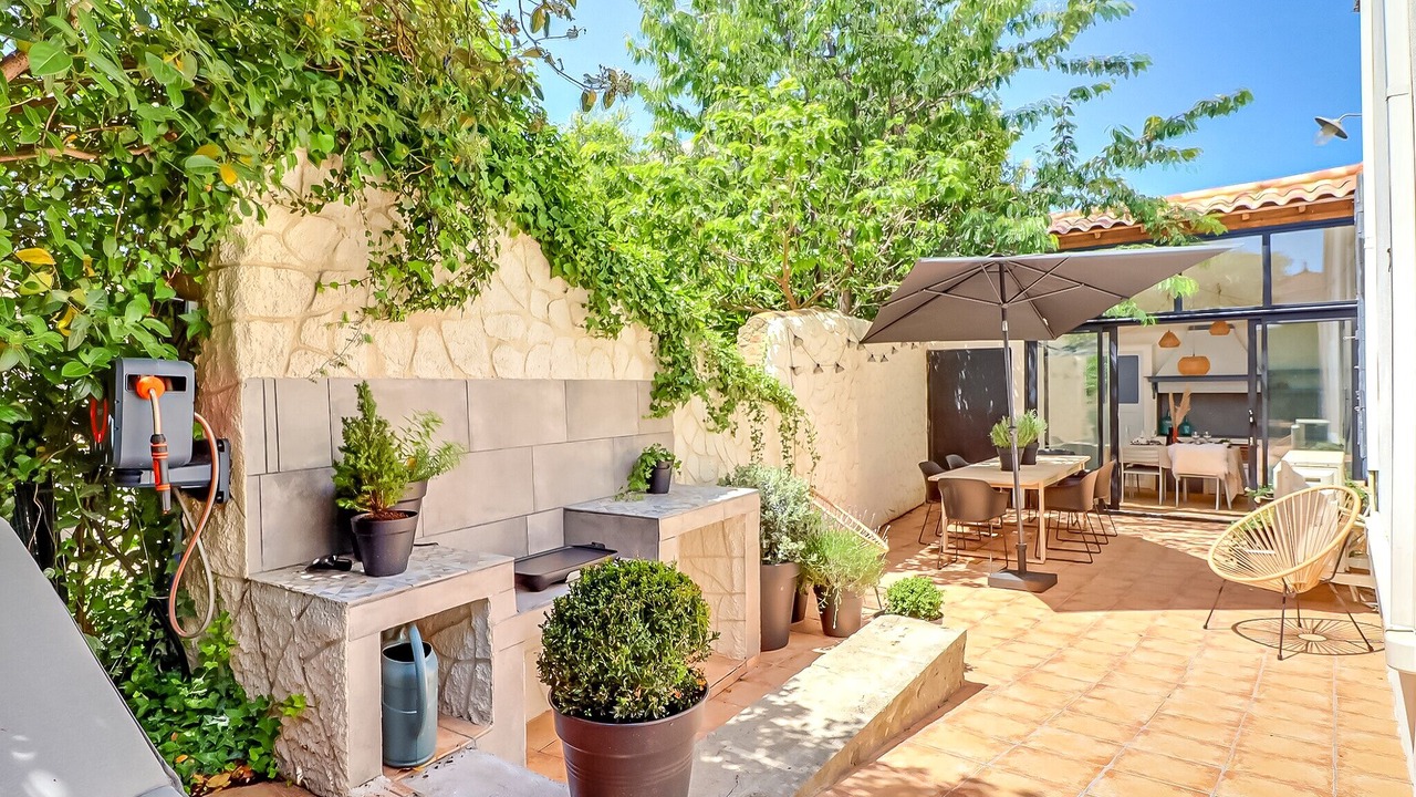 Photo of Outdoor in Istres