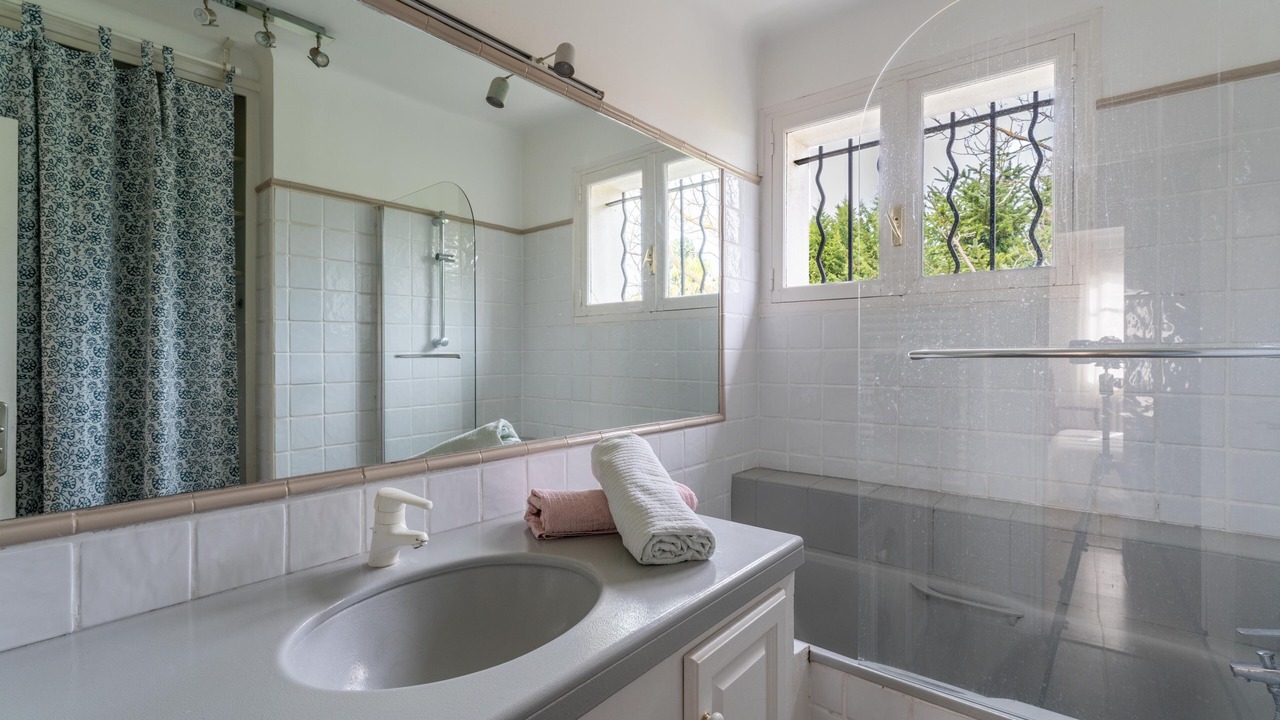 Photo of Bathroom in Le Thor