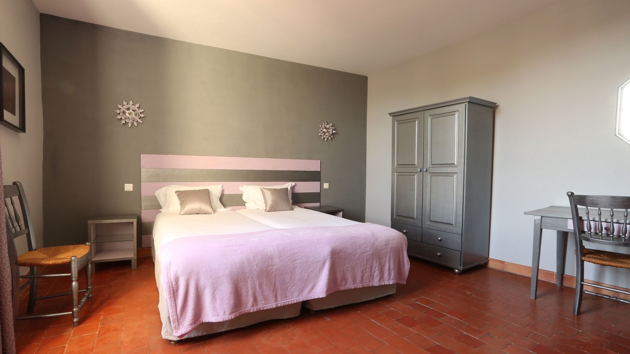 Photo of Bedroom in Roussillon