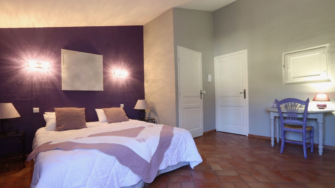 Photo of Bedroom in Roussillon