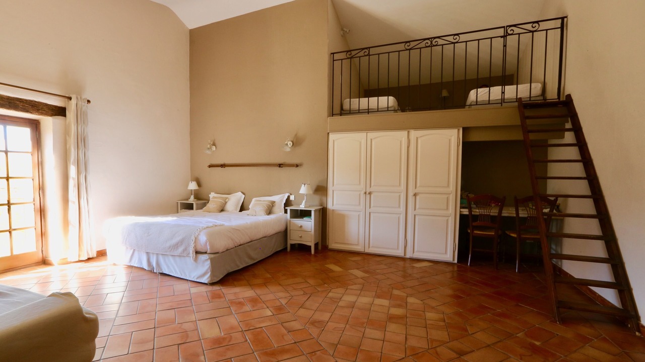 Photo of Bedroom in Roussillon