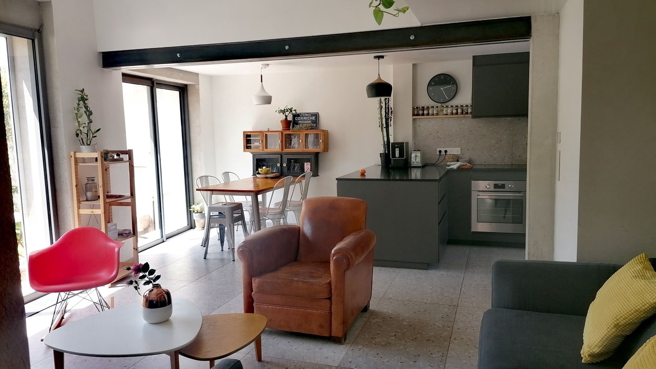Photo of Livingroom in 8th Arrondissement