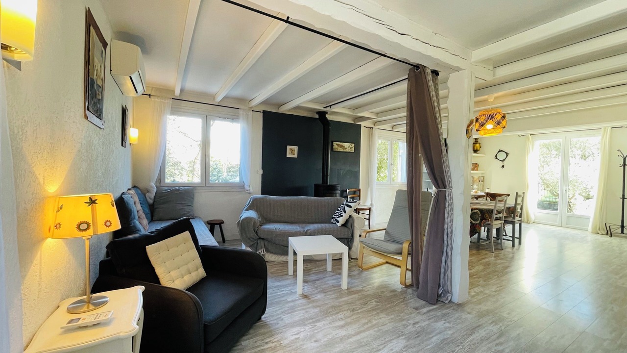 Photo of Livingroom in Chateauneuf-de-Gadagne