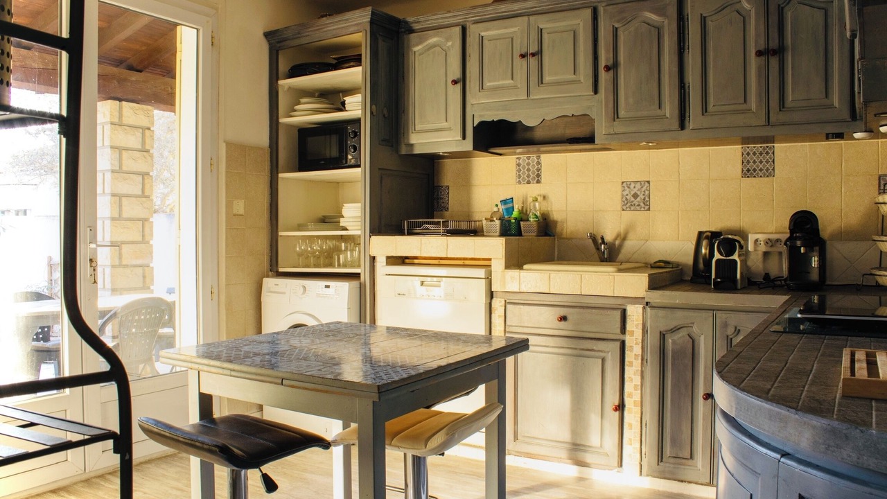 Photo of Kitchen in Chateauneuf-de-Gadagne