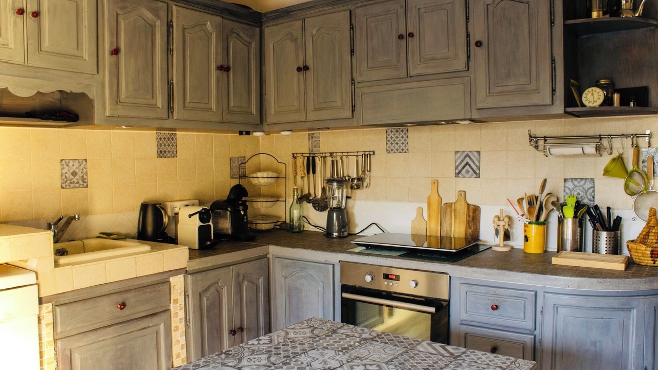 Photo of Kitchen in Chateauneuf-de-Gadagne
