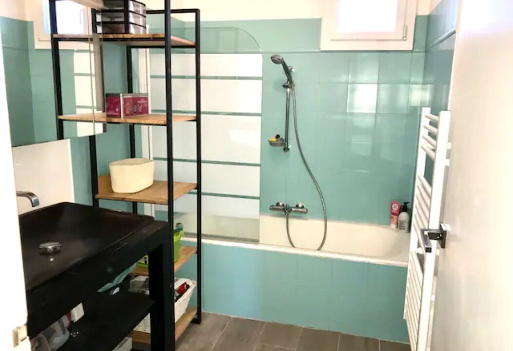 Photo of Bathroom in Cabries