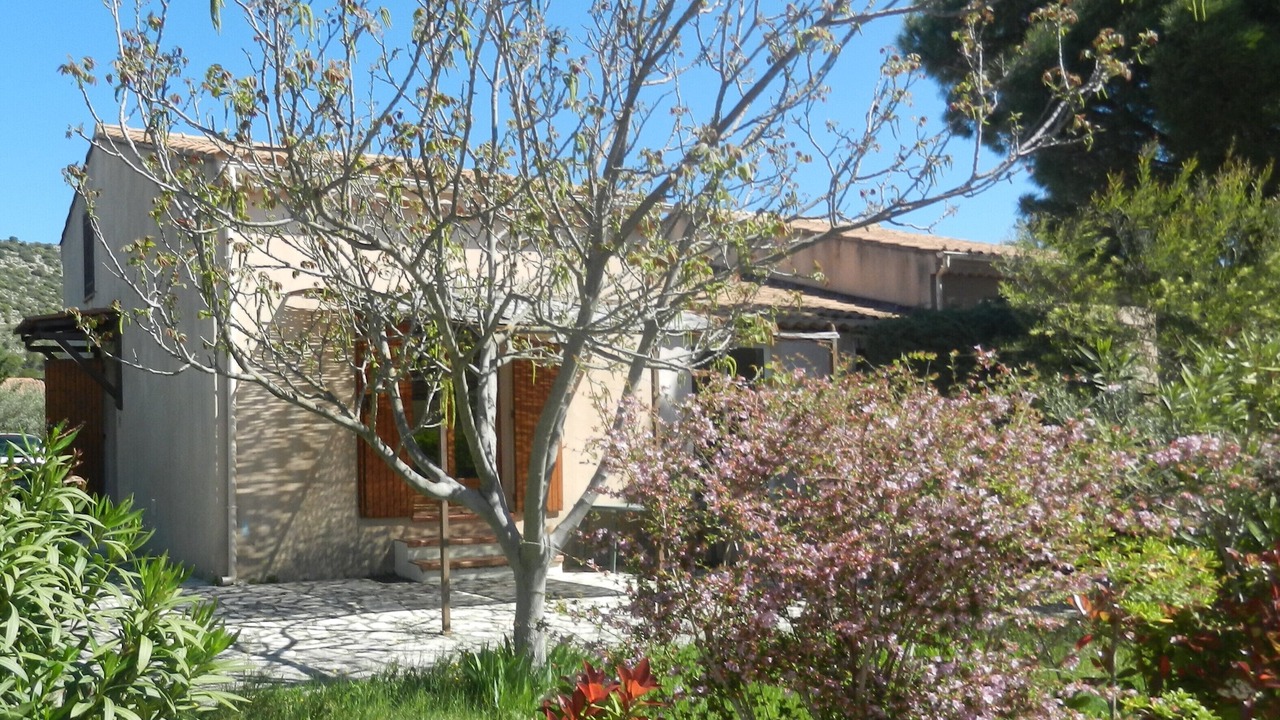 Photo of Outdoor in Merindol