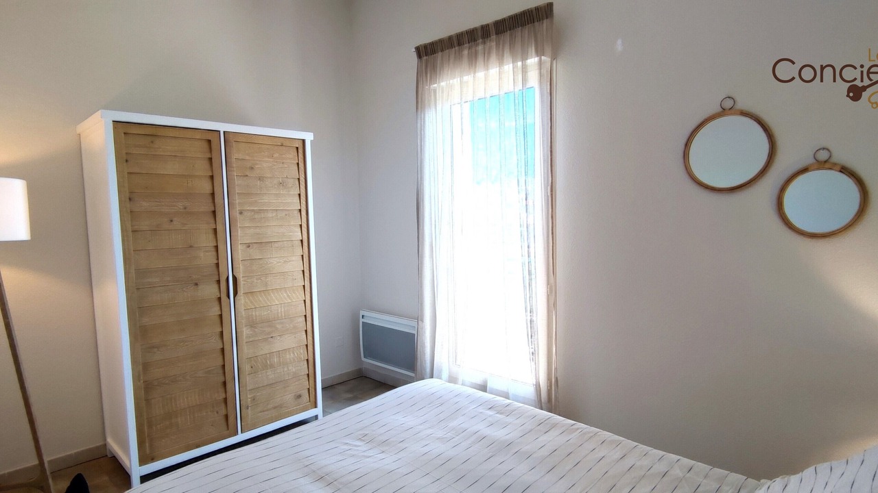 Photo of Bedroom in Vaison-la-Romaine