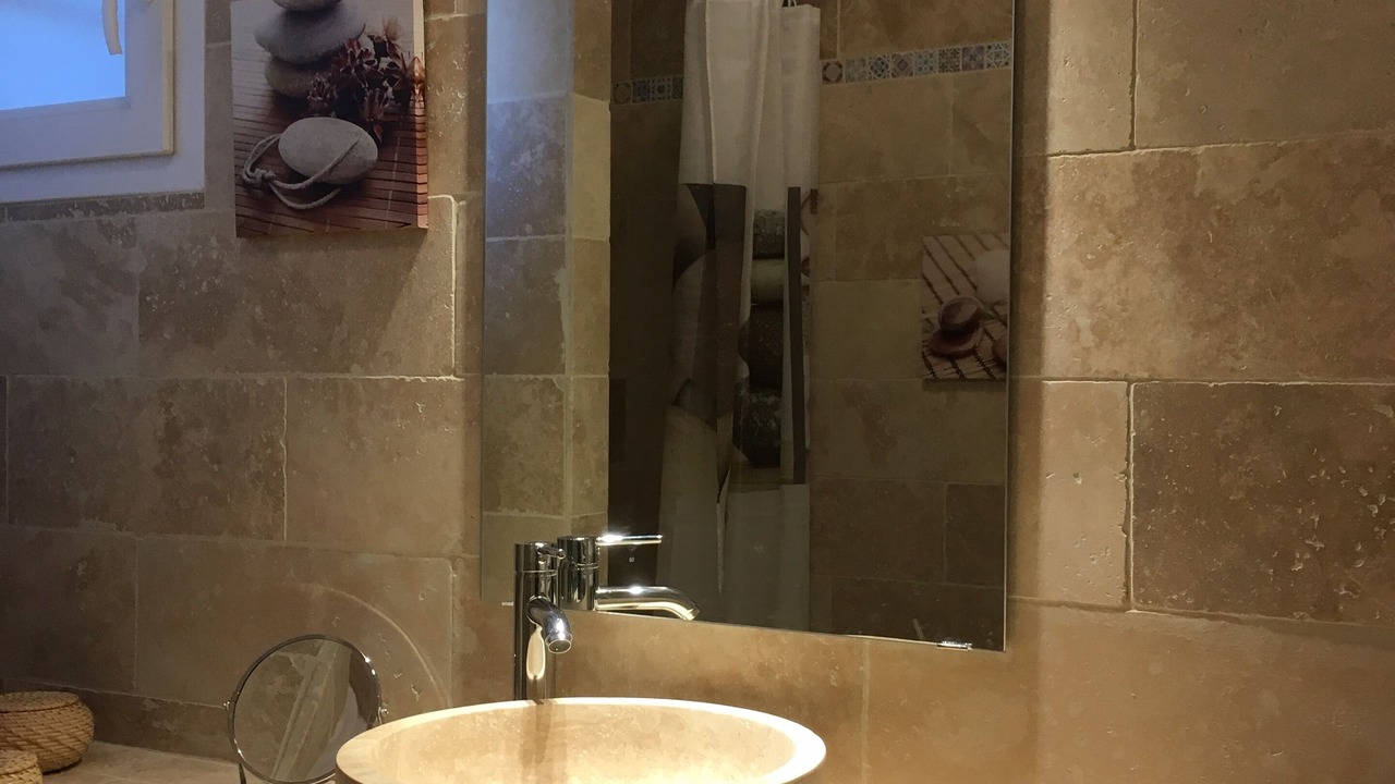 Photo of Bathroom in Pernes-les-Fontaines