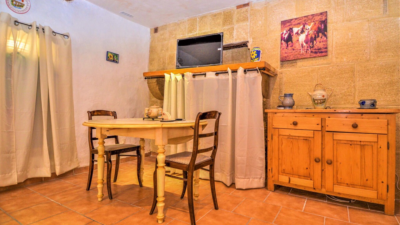 Photo of Bedroom in Remoulins
