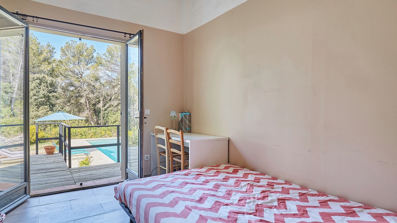 Photo of Bedroom in Venelles