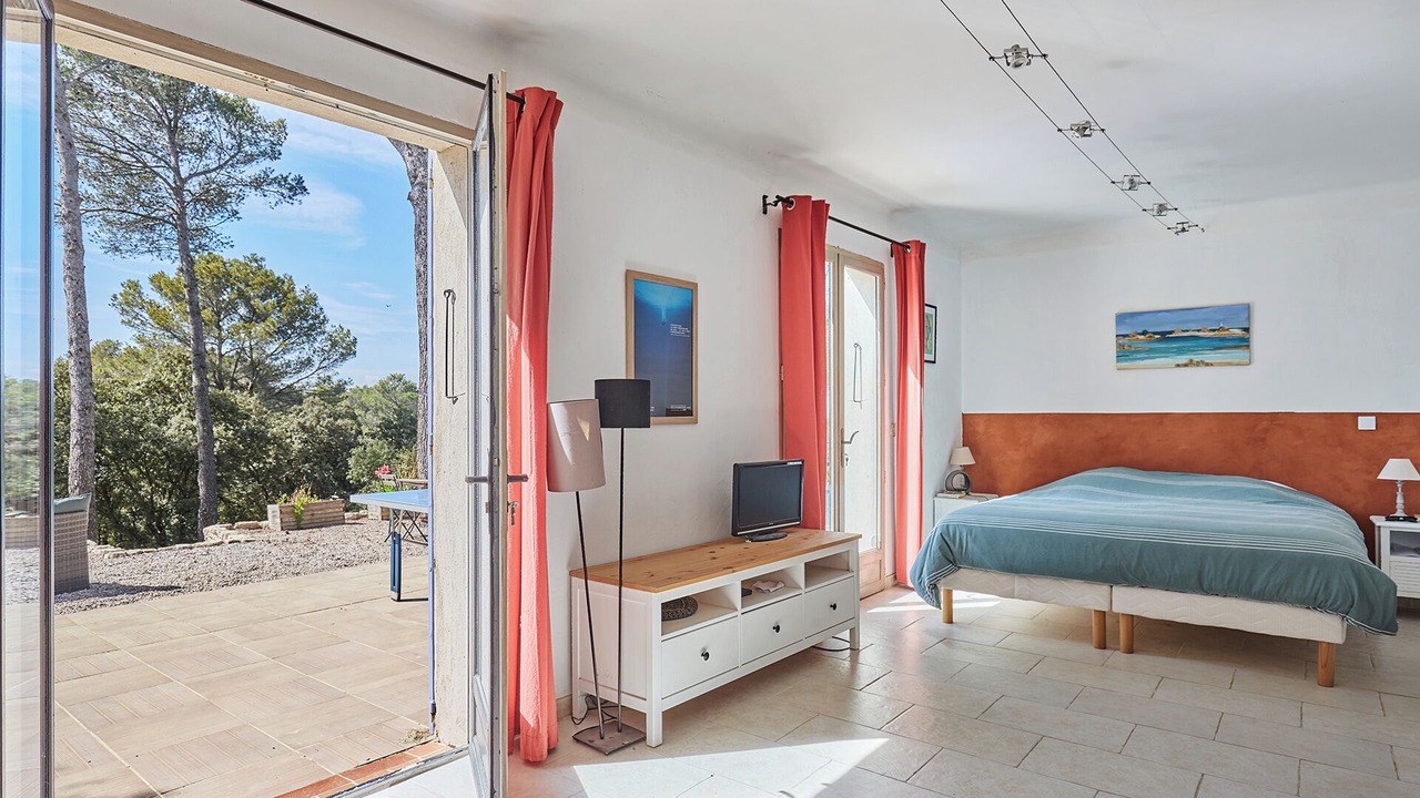Photo of Bedroom in Venelles