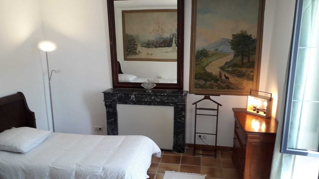 Photo of Bedroom in Lioux