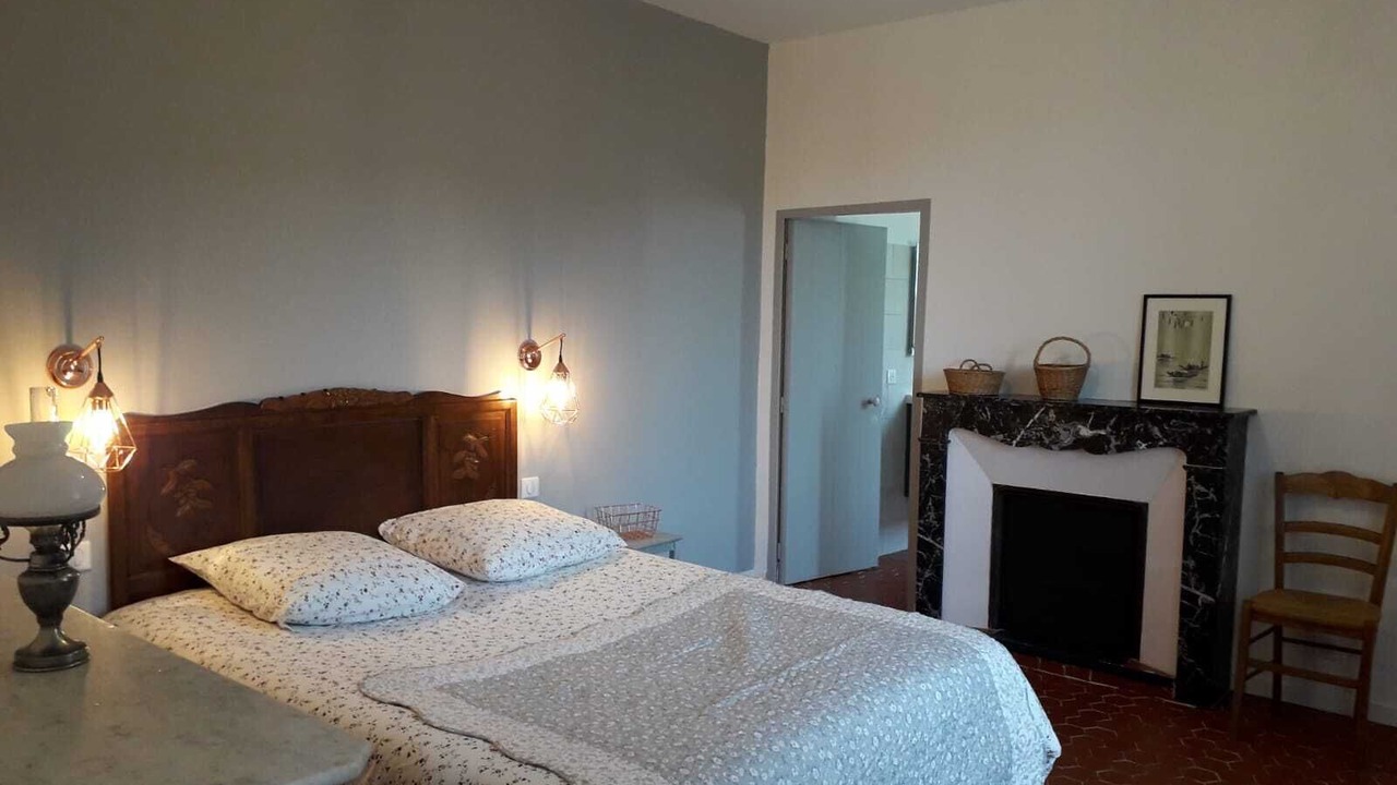 Photo of Bedroom in Lioux