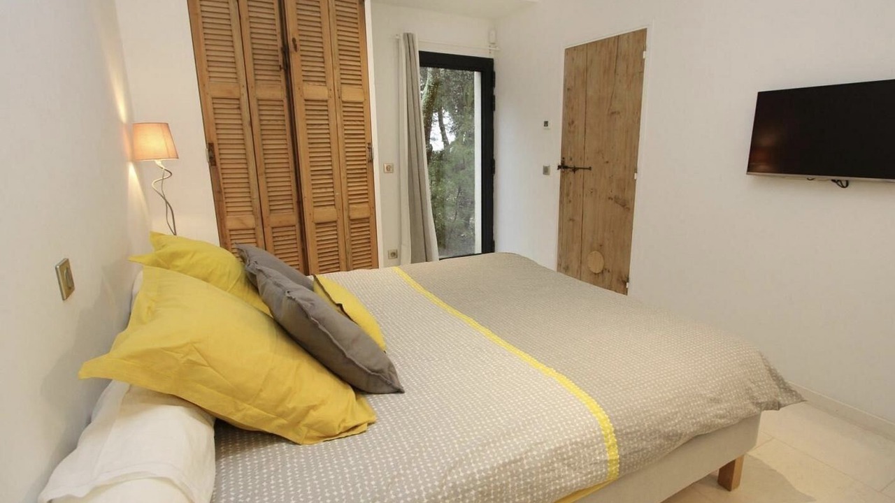 Photo of Bedroom in Saint-Maurice-sur-Eygues
