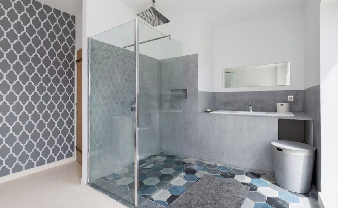 Photo of Bathroom in Saint-Maurice-sur-Eygues