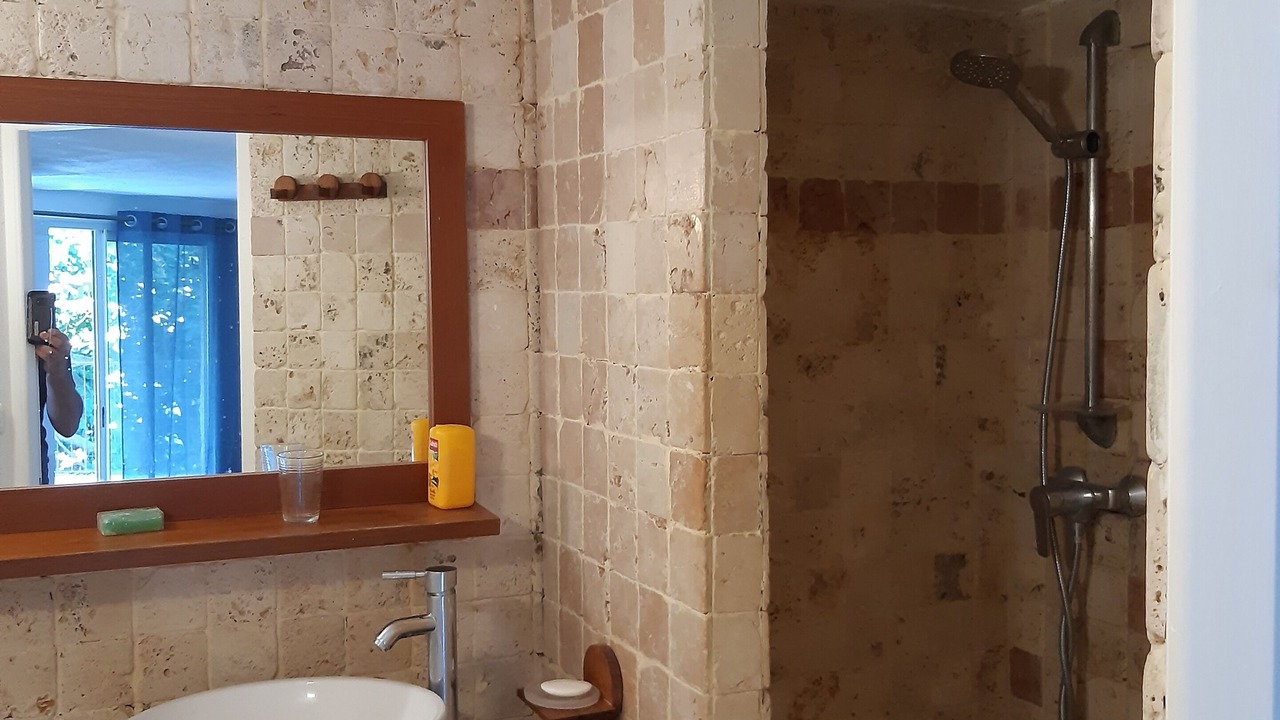Photo of Bathroom in Roquevaire