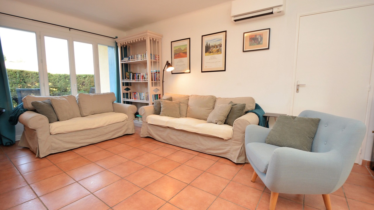 Photo of Livingroom in Comps