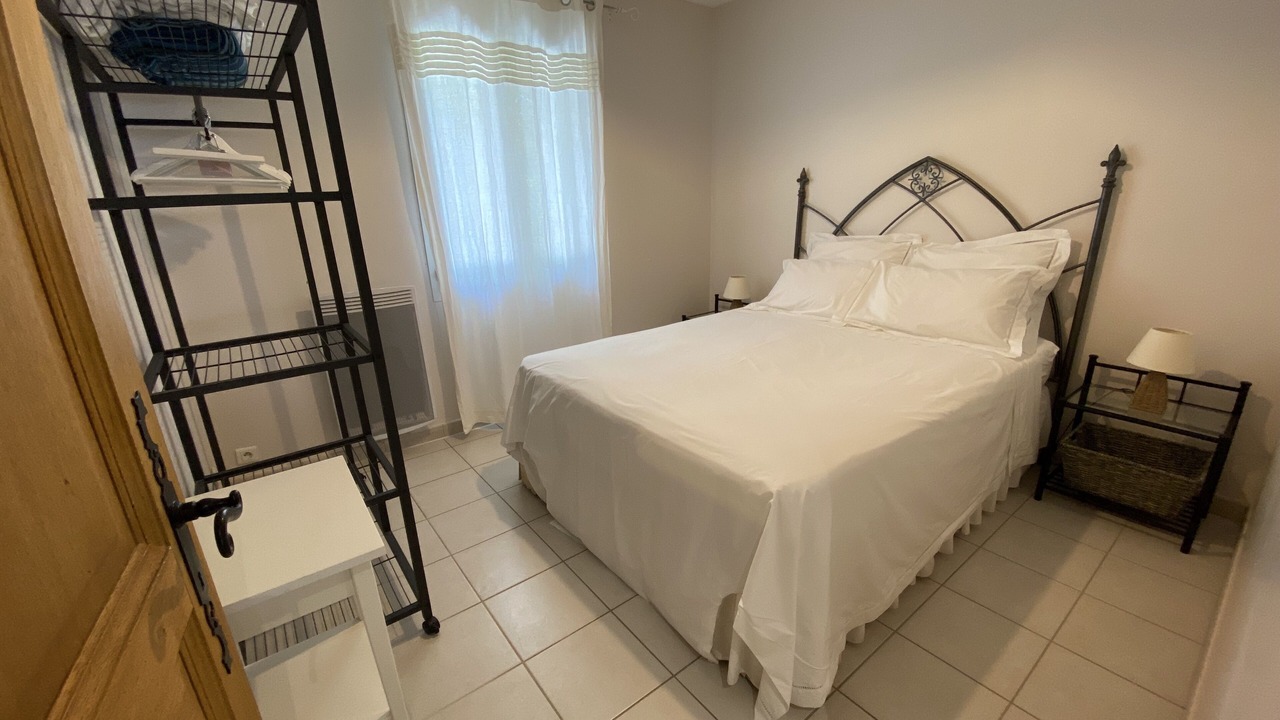 Photo of Bedroom in Aups