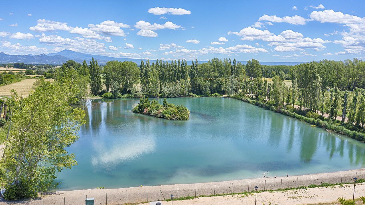 Photo of Outdoor in Orange
