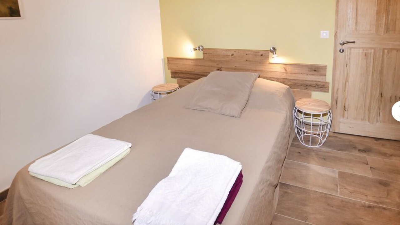 Photo of Bedroom in Saint-Hilaire-d'Ozilhan