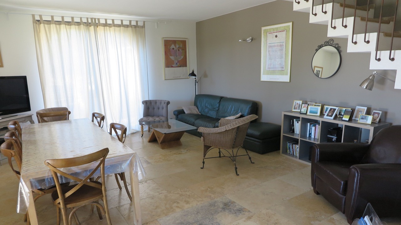 Photo of Livingroom in Saint-Hilaire-d'Ozilhan