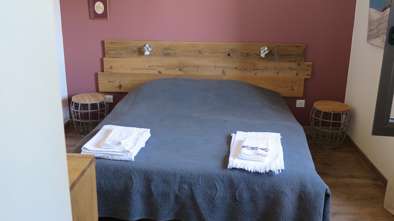 Photo of Bedroom in Saint-Hilaire-d'Ozilhan