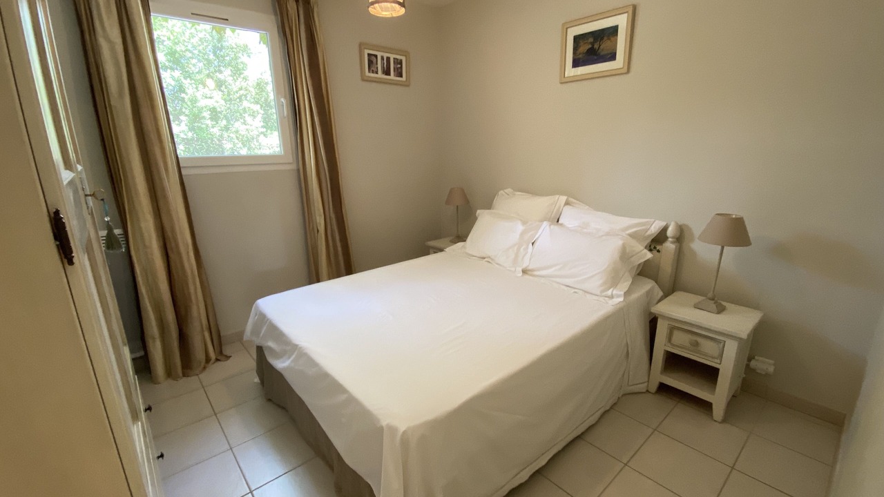 Photo of Bedroom in Aups