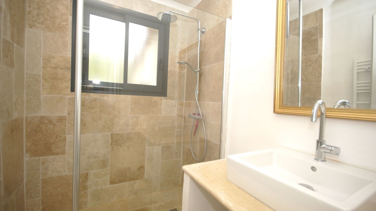 Photo of Bathroom in Saint-Antonin-du-Var