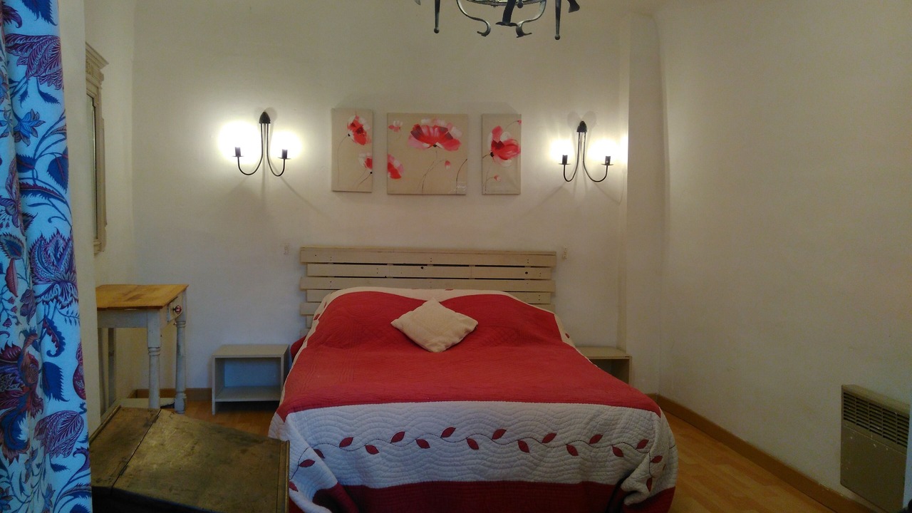 Photo of Bedroom in Aups