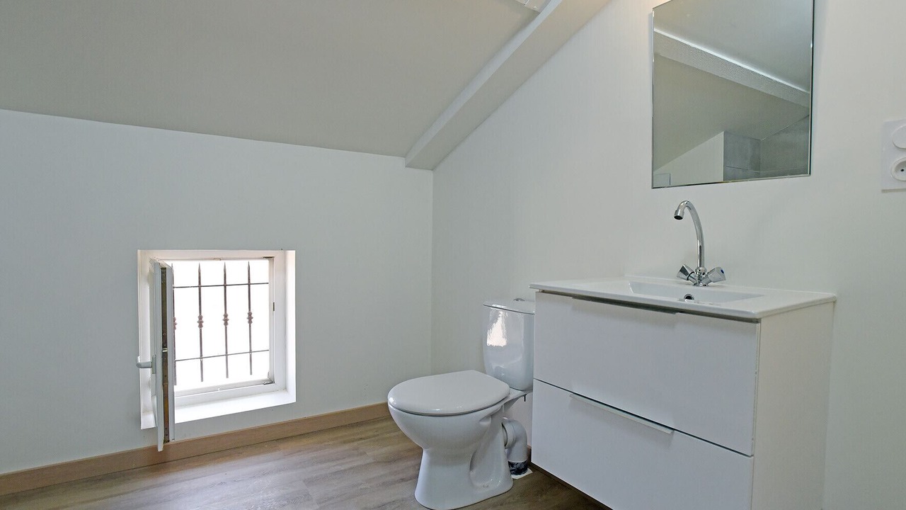 Photo of Bathroom in Caderousse