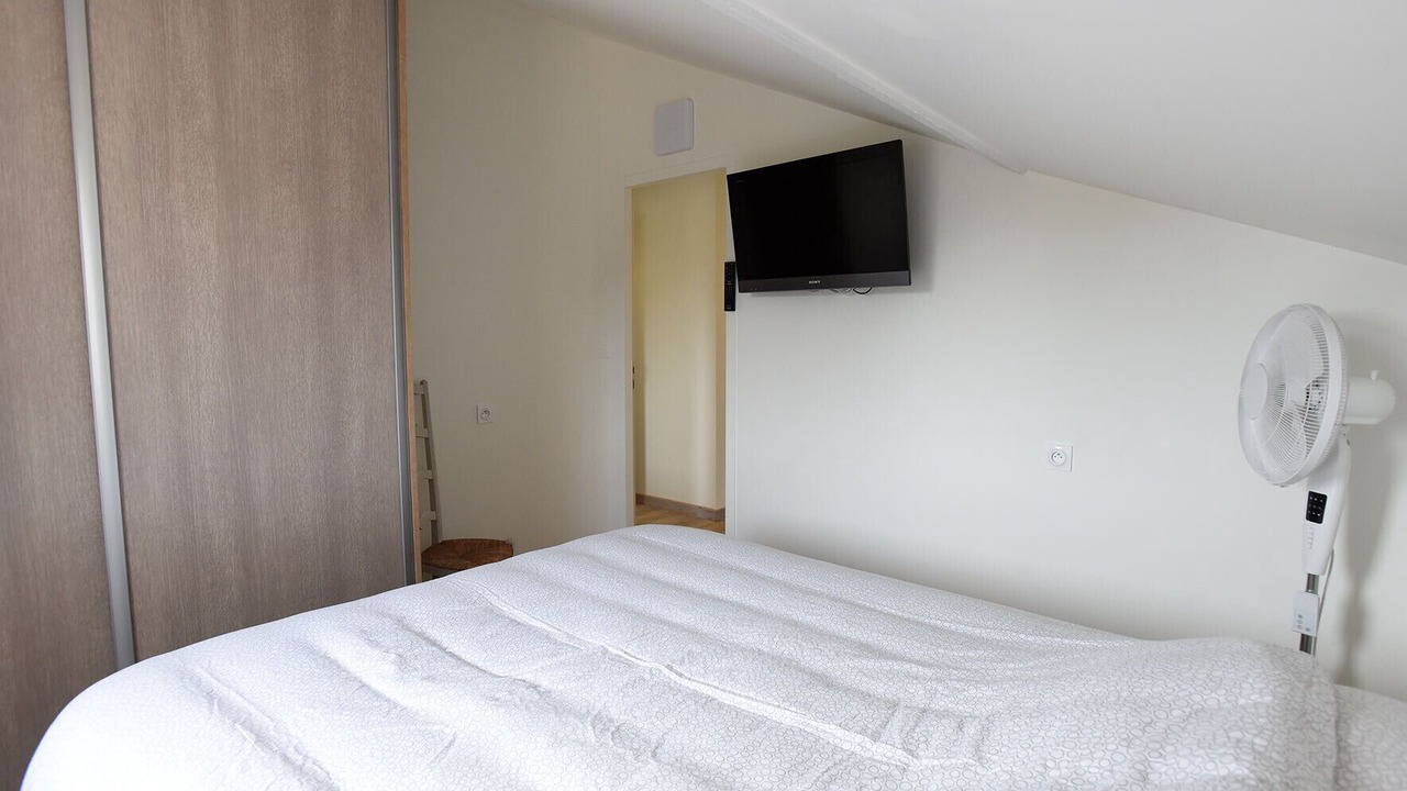 Photo of Bedroom in Caderousse