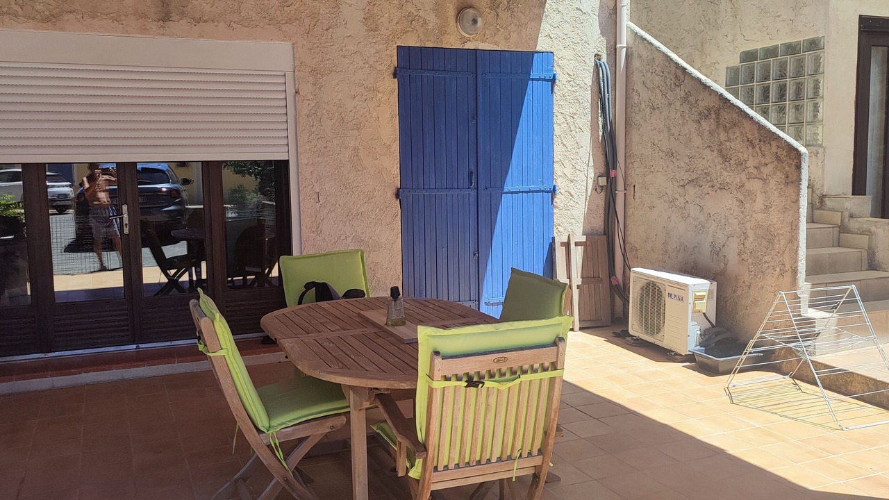 Photo of Outdoor in Peypin