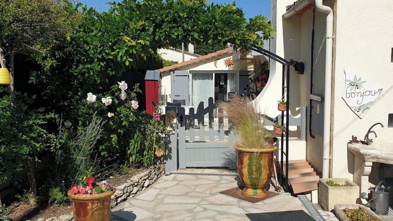 Photo of Outdoor in Cruis