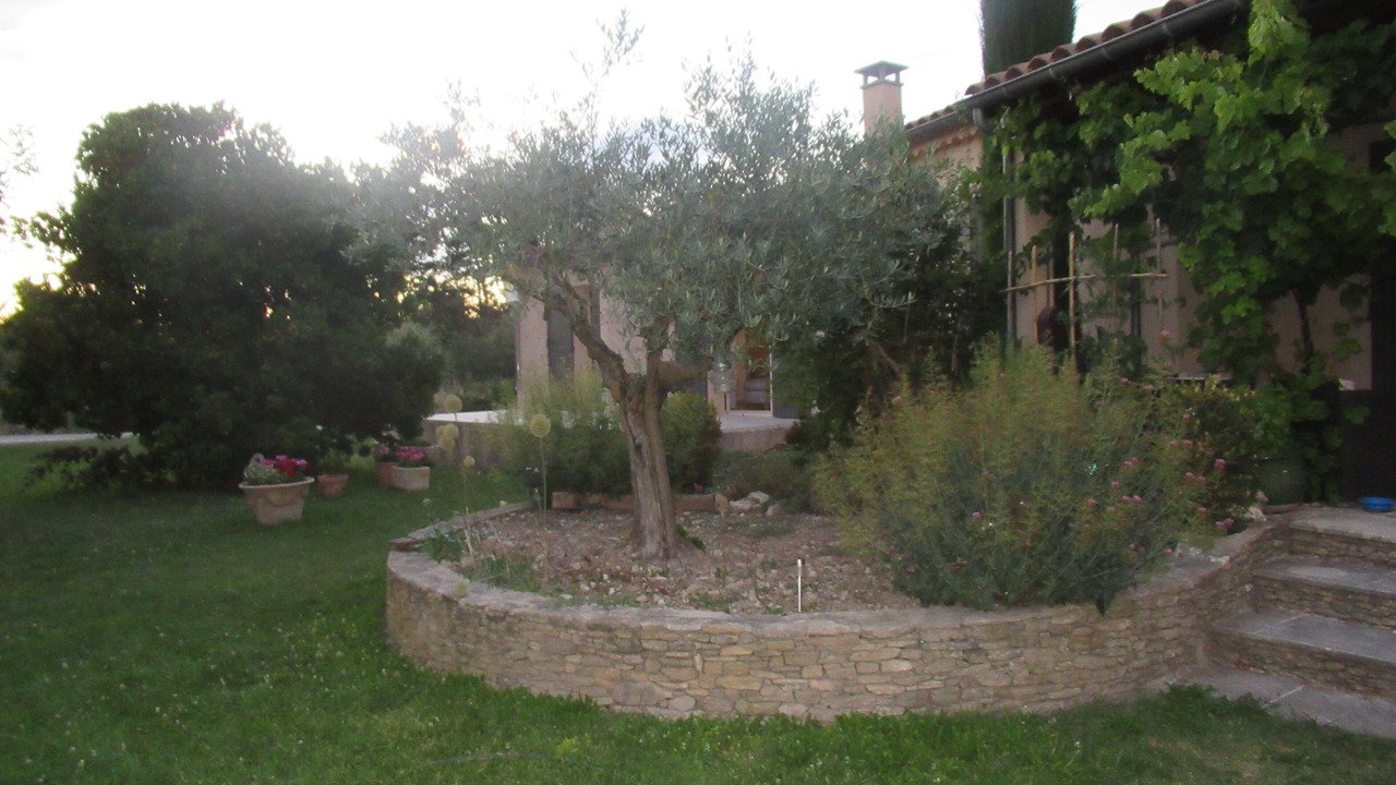 Photo of Outdoor in Saumane-de-Vaucluse